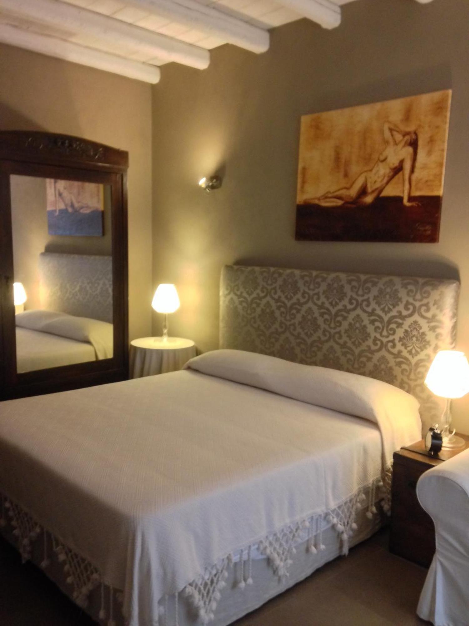 B&B Mugnos Charme Living Licodia Eubea Стая снимка