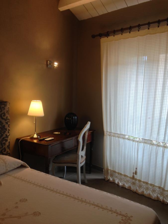 B&B Mugnos Charme Living Licodia Eubea Екстериор снимка